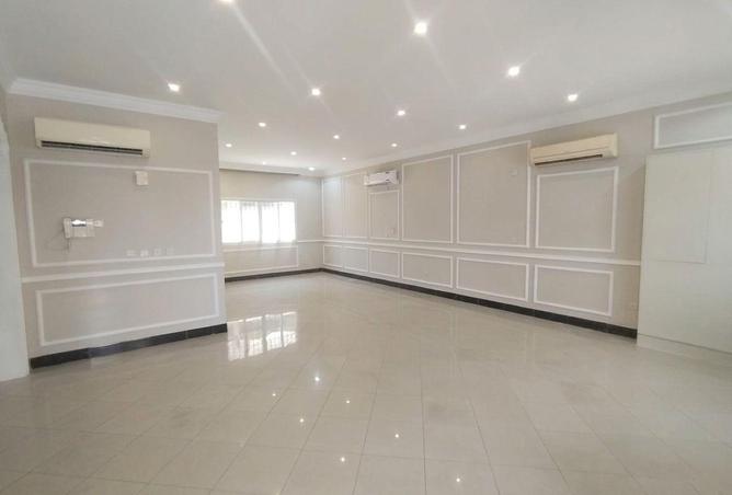 54929097 - Property Main Image