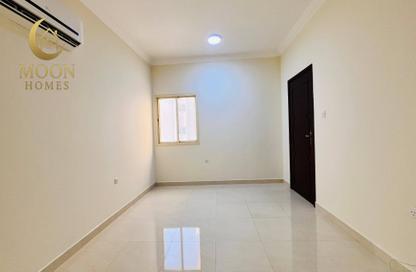 Apartment - 2 Bedrooms - 2 Bathrooms for rent in Umm Ghwailina Comm - Umm Ghuwalina - Umm Ghuwailina - Doha Apartment - 2 Bedrooms - 2 Bathrooms for rent in Umm Ghwailina Comm - Umm Ghuwalina - Umm Ghuwailina - Doha