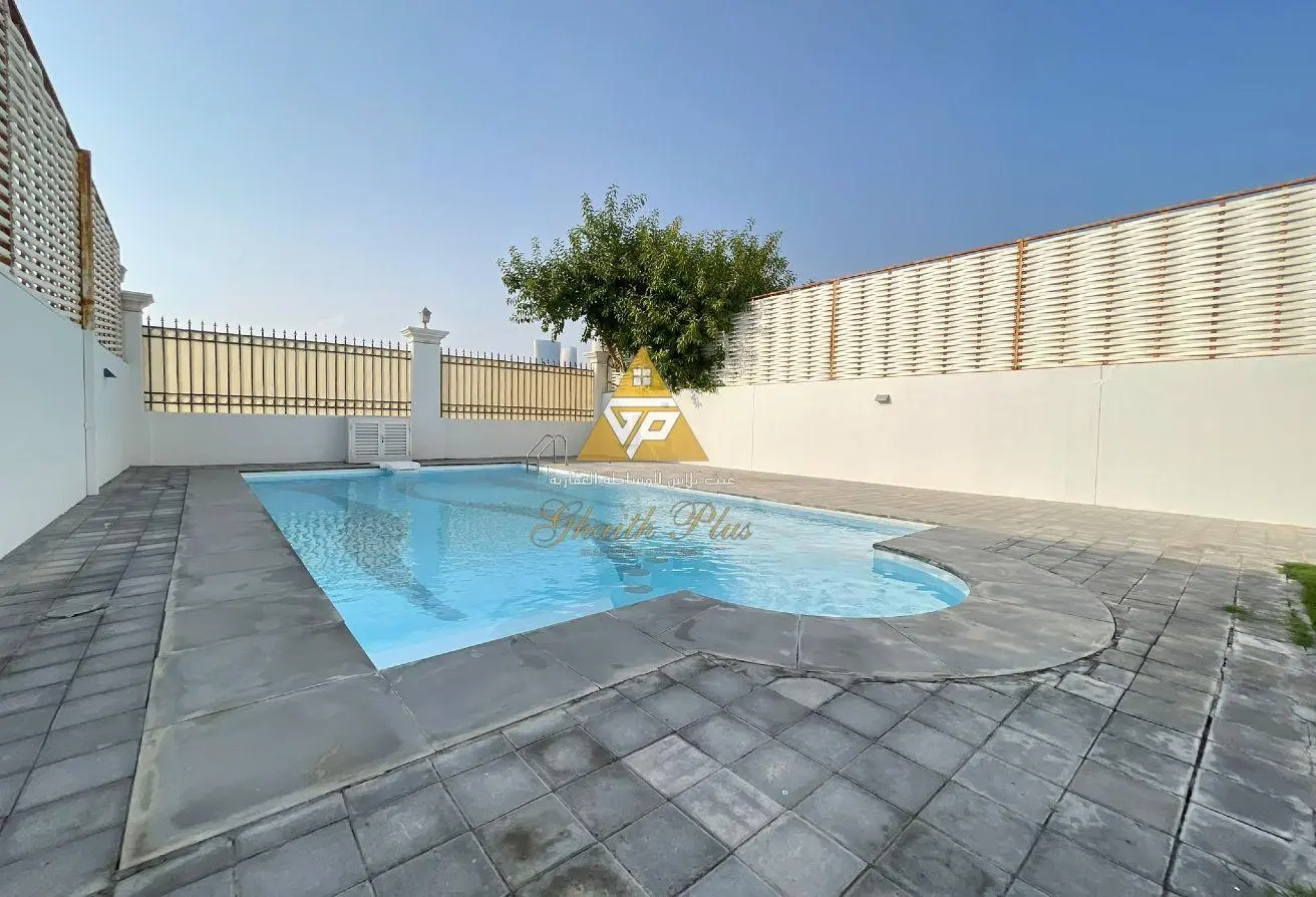63863895 - Property Main Image