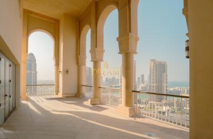 Apartment - 5 Bedrooms - 5 Bathrooms for sale in Marina Gate - Porto Arabia - The Pearl Island - Doha