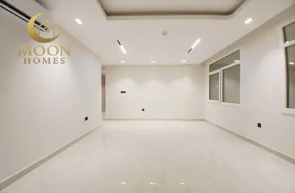 Apartment - 2 Bedrooms - 3 Bathrooms for rent in Al Mansoura - Al Mansoura - Doha
