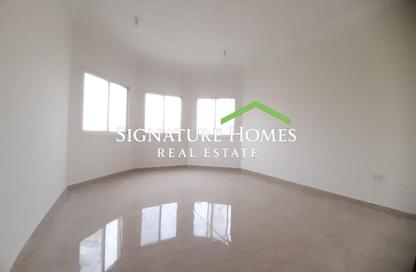 Villa - 5 Bedrooms - 4 Bathrooms for rent in Souk Al gharaffa - Al Gharrafa - Doha