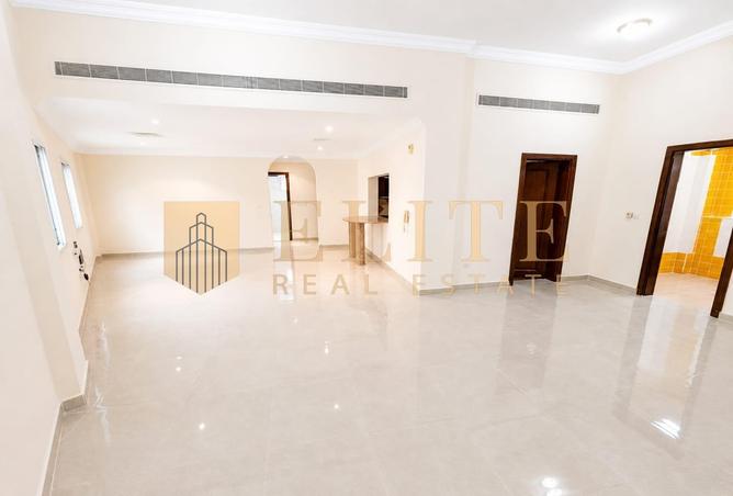 54879275 - Property Main Image