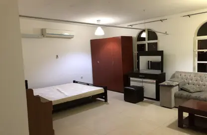 شقة - 1 حمام للايجار في سلاطة القديمة - سلاطة - الدوحة