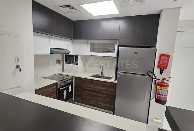 54007378 - Property Image 3