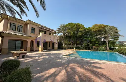 Villa - 5 Bedrooms - 6 Bathrooms for rent in La Plage Villas - The Villas - The Pearl Island - Doha