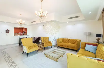 Apartment - 1 Bedroom - 2 Bathrooms for sale in West Porto Drive - Porto Arabia - The Pearl Island - Doha