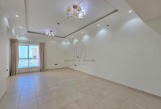 1002695 - Property Image 2