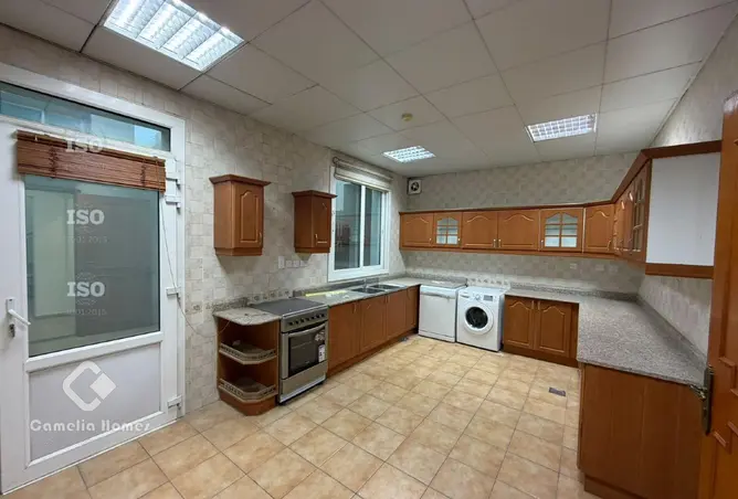64253985 - Property Image 2