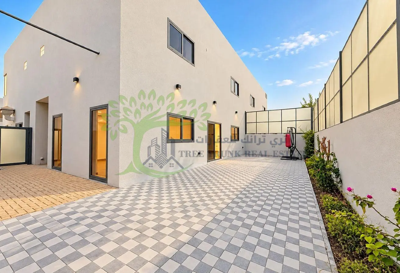 63312073 - Property Main Image