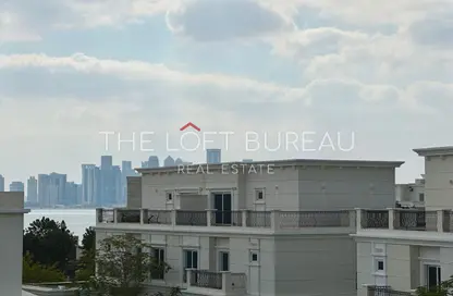 Villa - 6 Bedrooms - 7 Bathrooms for rent in Floresta Gardens - Floresta Gardens - The Pearl Island - Doha