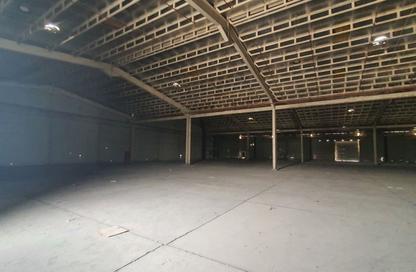 Warehouse - Studio - 4 Bathrooms for rent in Industrial Area 5 - Industrial Area - Industrial Area - Doha