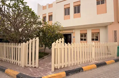 Villa - 5 Bedrooms - 5 Bathrooms for rent in Al Zubair Bakkar Street - Al Sadd - Doha