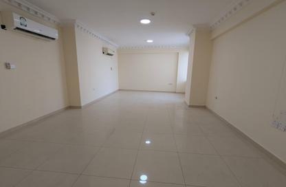 Apartment - 3 Bedrooms - 3 Bathrooms for rent in Al Muntazah Street - Al Muntazah - Doha