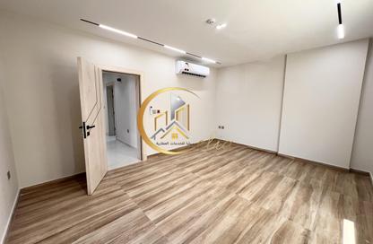 Apartment - 2 Bedrooms - 3 Bathrooms for rent in Madinat Khalifa Building 58 - Madinat Khalifa South - Madinat Khalifa - Doha