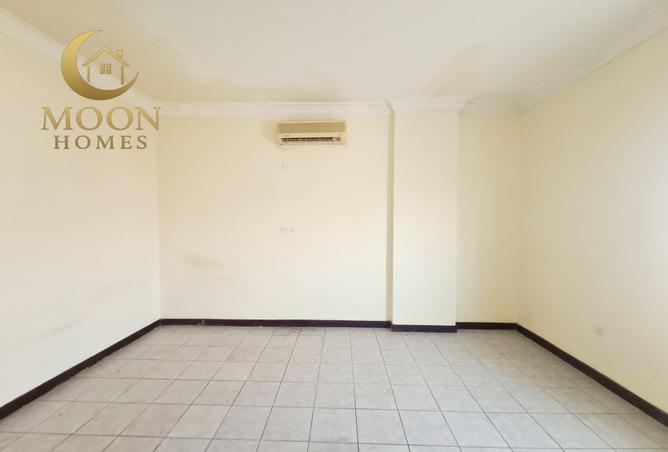 52543770 - Property Image 3