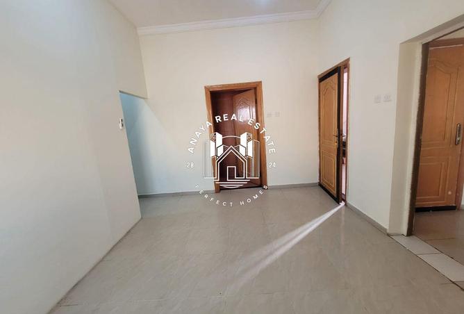 1010795 - Property Image 2