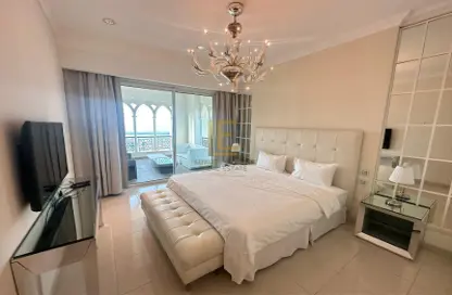 Apartment - 2 Bedrooms - 3 Bathrooms for rent in Viva West - Viva Bahriyah - The Pearl Island - Doha