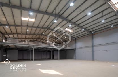 Warehouse - Studio - 1 for rent in East Industrial Street - Birkat Al Awamer - Al Wakra
