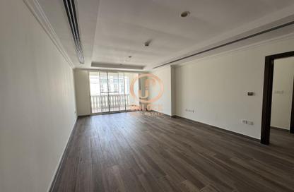 Apartment - 1 Bedroom - 2 Bathrooms for rent in Viva West - Viva Bahriyah - The Pearl Island - Doha