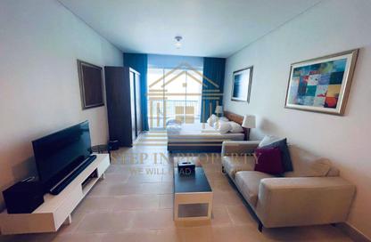 Apartment - Studio - 1 Bathroom for rent in Viva Central - Viva Bahriyah - The Pearl Island - Doha