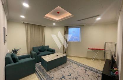 Apartment - 1 Bedroom - 1 Bathroom for rent in Al Aqaria Tower - Old Salata - Salata - Doha