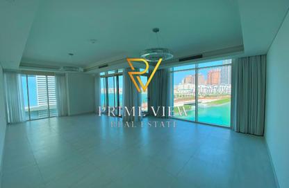 Apartment - 3 Bedrooms - 4 Bathrooms for rent in Crystal Residence - Gewan Island - The Pearl Island - Doha