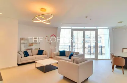 Penthouse - 3 Bedrooms - 4 Bathrooms for rent in Floresta Gardens - Floresta Gardens - The Pearl Island - Doha
