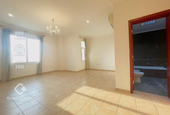 1025949 - Property Image 2