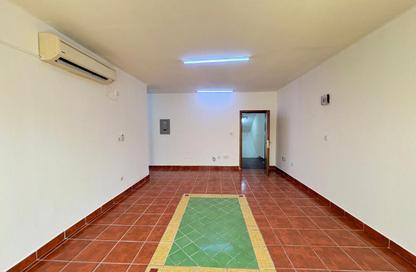 Apartment - 2 Bedrooms - 2 Bathrooms for rent in Old Airport Road - Old Airport Road - Doha