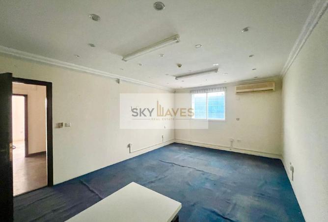 54006845 - Property Image 2