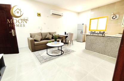 Apartment - 1 - 1 for rent in Umm Ghuwailina 4 - Umm Ghuwailina - Doha