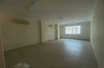 Apartment - 3 Bedrooms - 3 Bathrooms for rent in Anas Street - Fereej Bin Mahmoud North - Fereej Bin Mahmoud - Doha