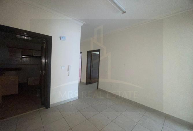 53522843 - Property Image 2