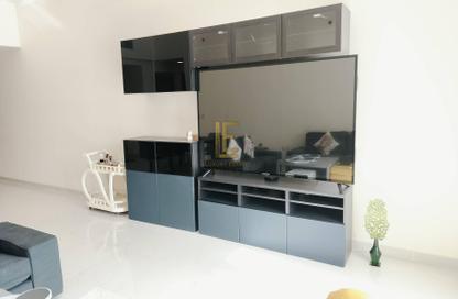 Townhouse - 2 Bedrooms - 2 Bathrooms for rent in Viva West - Viva Bahriyah - The Pearl Island - Doha