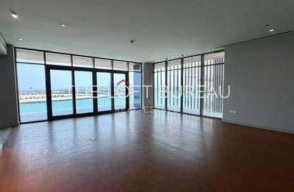 Apartment - 3 Bedrooms - 3 Bathrooms for sale in Seef Lusail - Lusail City - Lusail