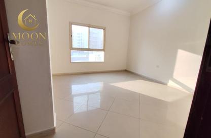 Apartment - 1 Bedroom - 1 Bathroom for rent in Umm Ghwailina Comm - Umm Ghuwalina - Umm Ghuwailina - Doha