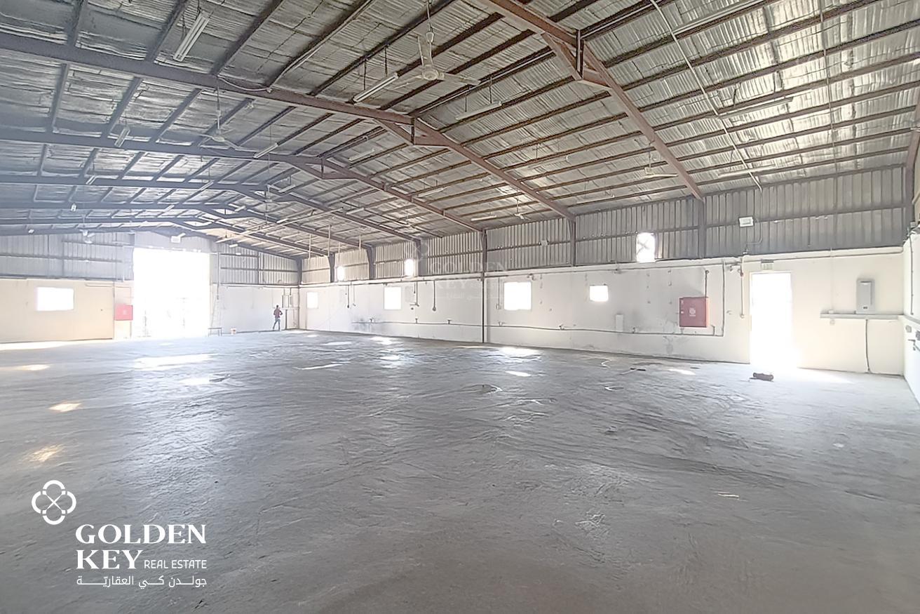 Carpentry Shop  9 Rooms+ Office Prime Location