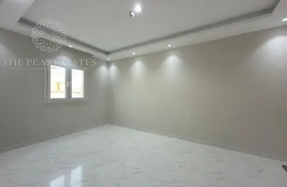 Apartment - 1 Bedroom - 1 Bathroom for rent in OqbaBin Nafie Steet - Old Airport Road - Doha