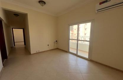 Apartment - 3 Bedrooms - 2 Bathrooms for rent in Al Muntazah Street - Al Muntazah - Doha