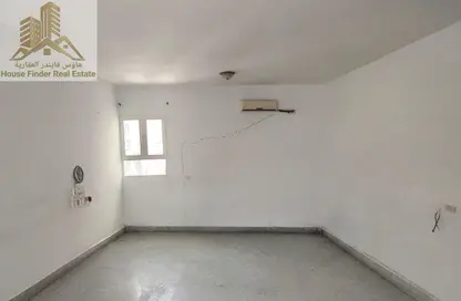 Apartment - 2 Bedrooms - 2 Bathrooms for rent in Al Sadd - Doha
