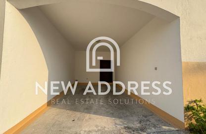 Villa - 3 Bedrooms - 4 Bathrooms for rent in New Salata - Salata - Doha