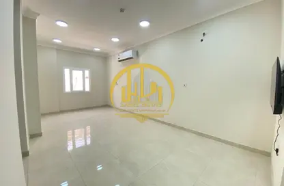 Apartment - 1 Bedroom - 1 Bathroom for rent in Doha Souq - Al Mirqab Al Jadeed - Doha Apartment - 1 Bedroom - 1 Bathroom for rent in Doha Souq - Al Mirqab Al Jadeed - Doha