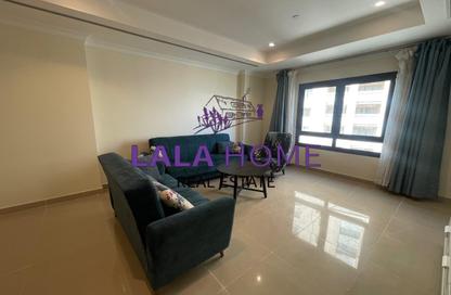 Apartment - 1 Bedroom - 2 Bathrooms for rent in East Porto Drive - Porto Arabia - The Pearl Island - Doha