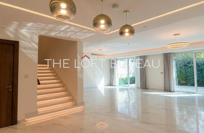 Villa - 5 Bedrooms - 6 Bathrooms for rent in Floresta Gardens - Floresta Gardens - The Pearl Island - Doha
