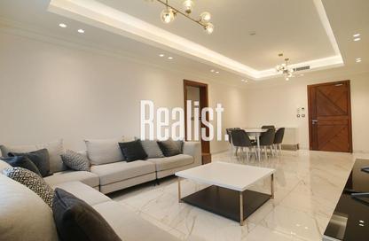 Apartment - 2 Bedrooms - 2 Bathrooms for rent in Giardino Apartments - The Pearl Island - Doha