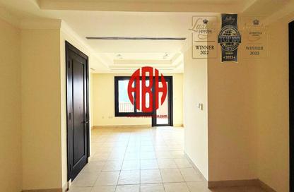 Apartment - 1 - 2 for rent in West Porto Drive - Porto Arabia - The Pearl Island - Doha