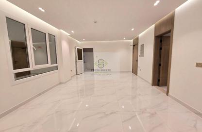 Apartment - 2 - 3 for rent in Thabit Bin Zaid Street - Al Mansoura - Doha