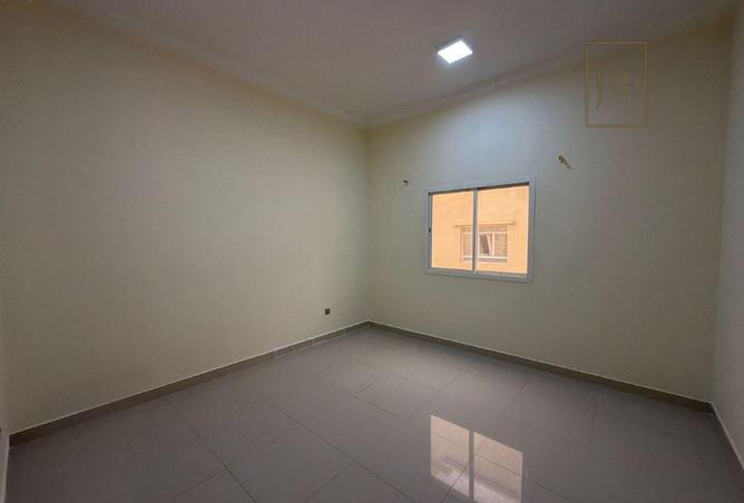 57202764 - Property Image 3