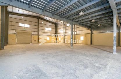 Warehouse - Studio - 6 for rent in East Industrial Street - Birkat Al Awamer - Al Wakra
